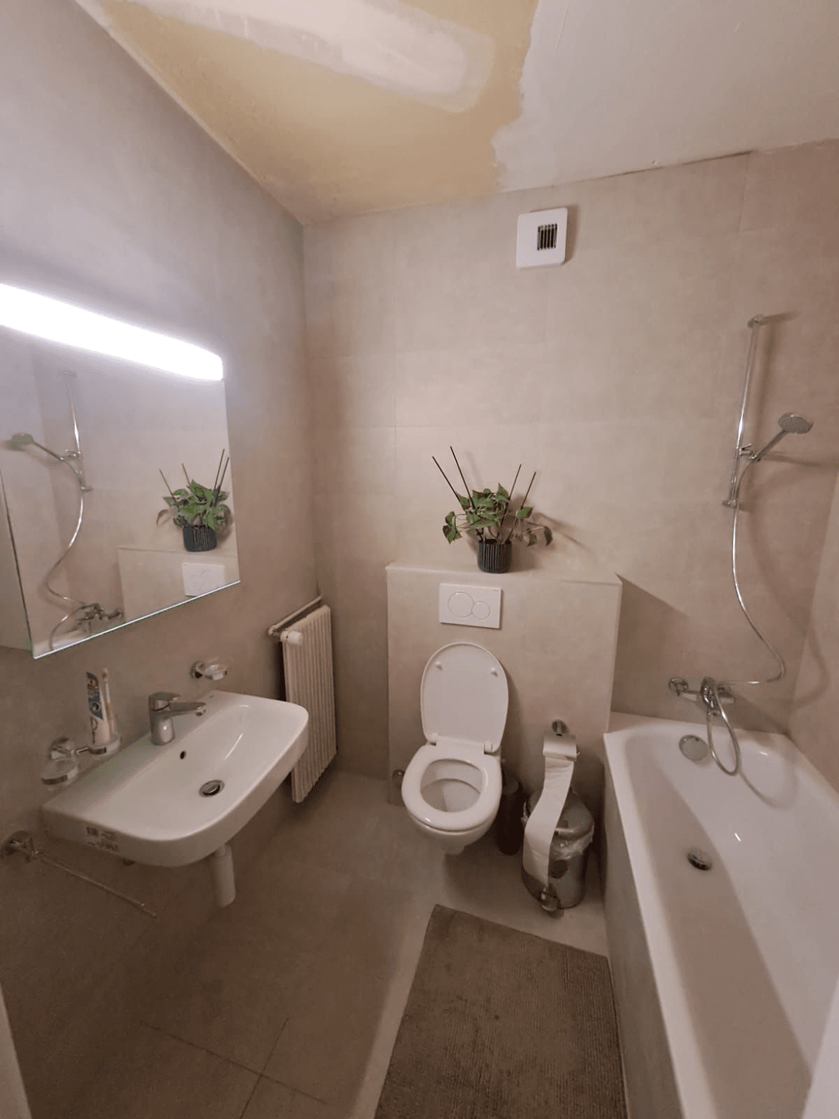 Salle de bain rénovée complète
